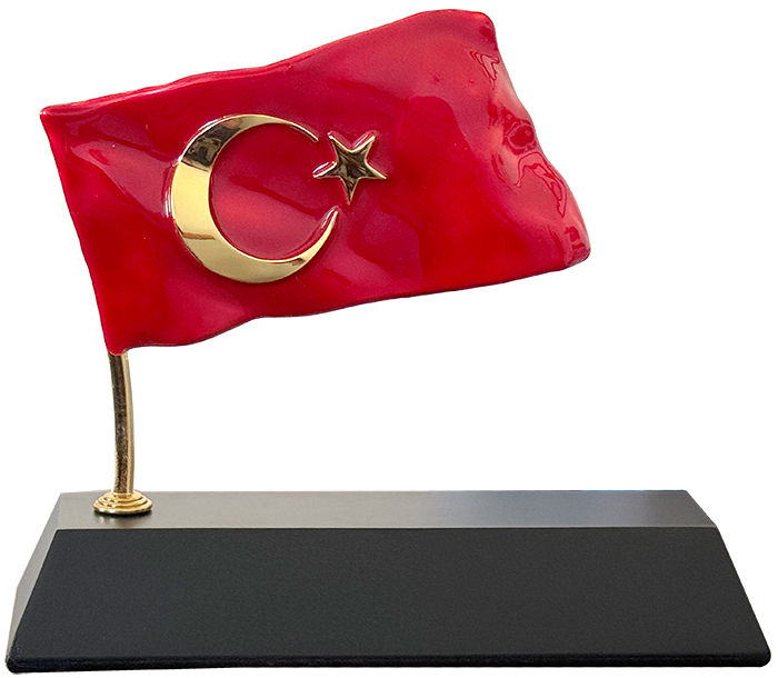 MVIP04 Dalgalanan T�rk Bayrakl� Masa �simli�i