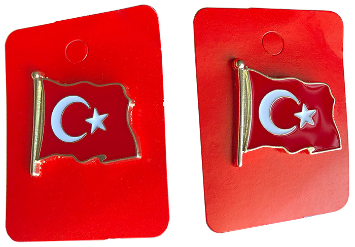 TBR25 Dalgal� T�rk Bayra�� Rozeti - Yeni Model