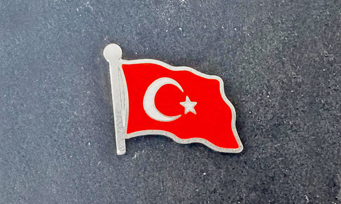 TBR50 G�m�� �zel �malat T�rk Bayra�� Yaka Rozeti