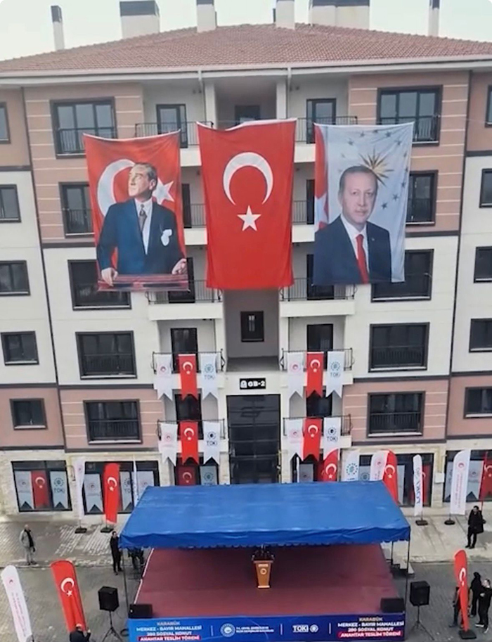 https://ulusalbayrak.com/images/images/Toki_bina_bayraklari_toplu_konut_acilis_bayraklari_K.jpg