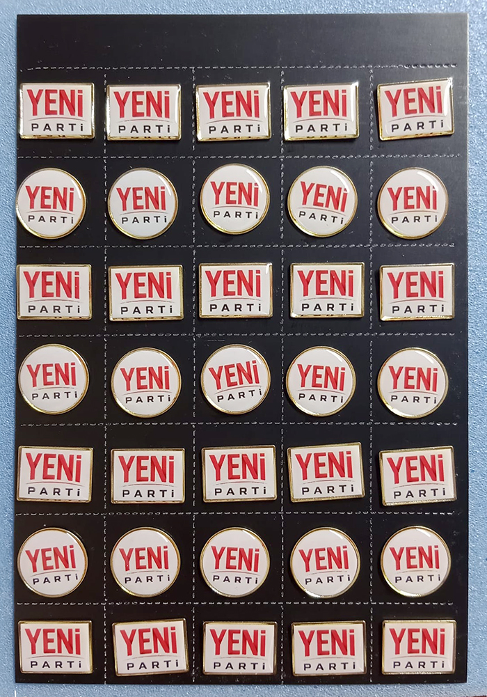 Yeni Parti Metal Yaka Rozeti - Yeni Parti Rozeti