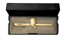 Ataturklu Kravat Masasi 